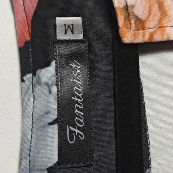 FANTAIST Floral Sleeveless Dress - Black and Multi Size Medium - Picture 2 of 16